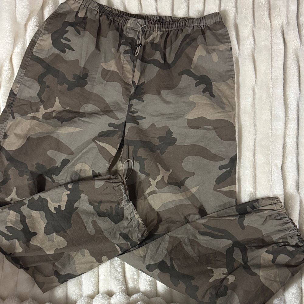 Easel Camo Barrel Pants